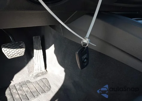 2015 BMW 328I xDrive из США, поврежденный, VIN WBA3B3G51FNT68433